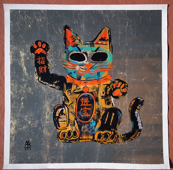 GOLDEN CAT