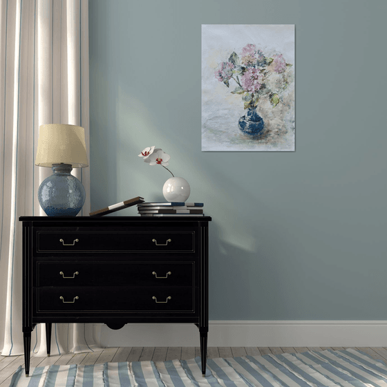 Hydrangea in vase. 30in.x22in