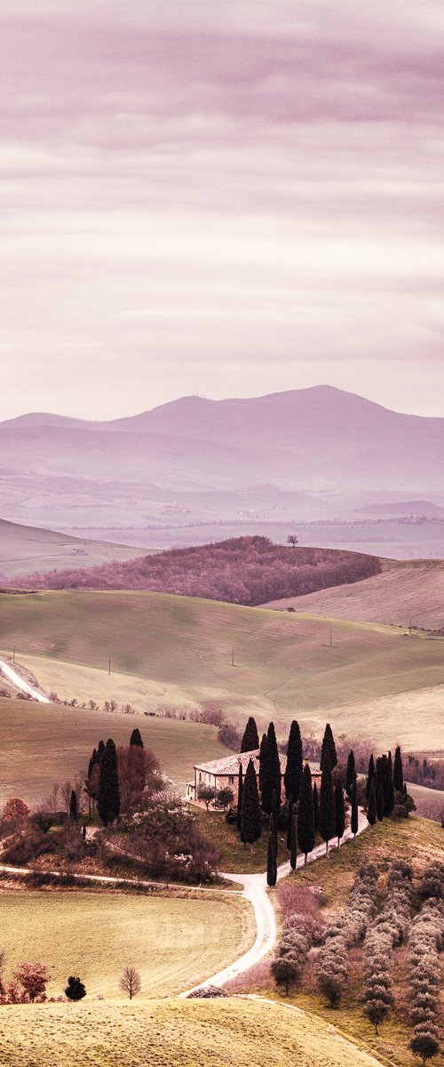 A tuscan homestead before the sunset by Karim Carella