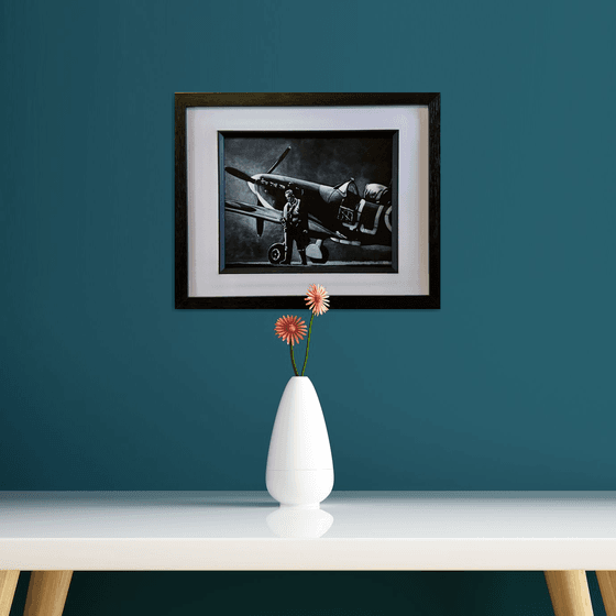 Monochrome Large Spitfire