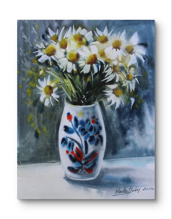 Daisies in a vase