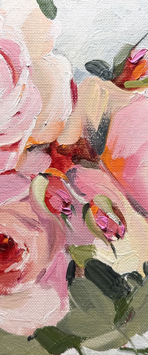 Delicate roses by Olena Hromova