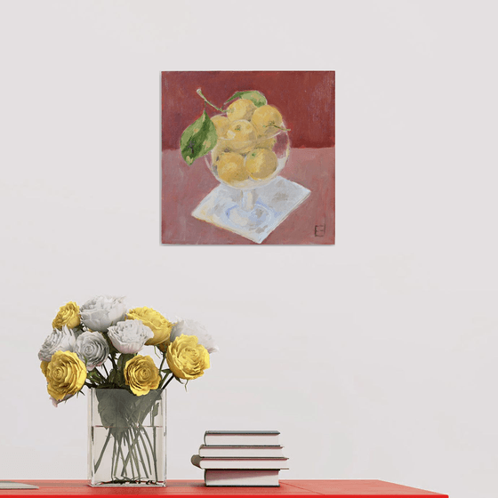 Lemons in glass bowl
