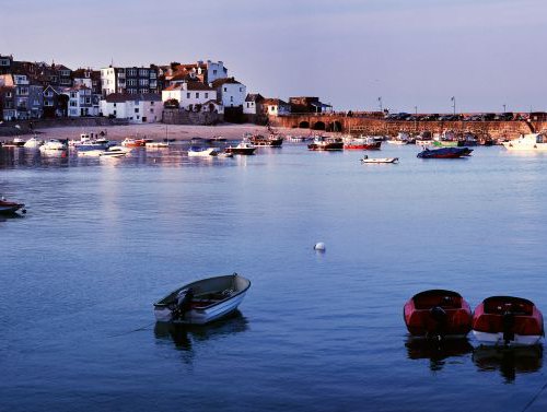 St. Ives Harbour by Tom Hanslien