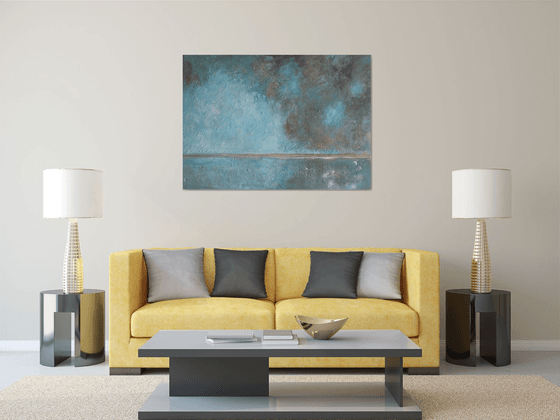 Whisper of the horizon