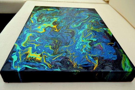 INTO THE DEEP. FLUID PAINTING. 3D CANVAS.