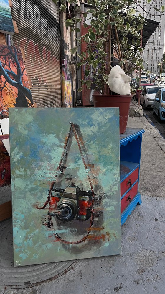 Awaiting the Frame
