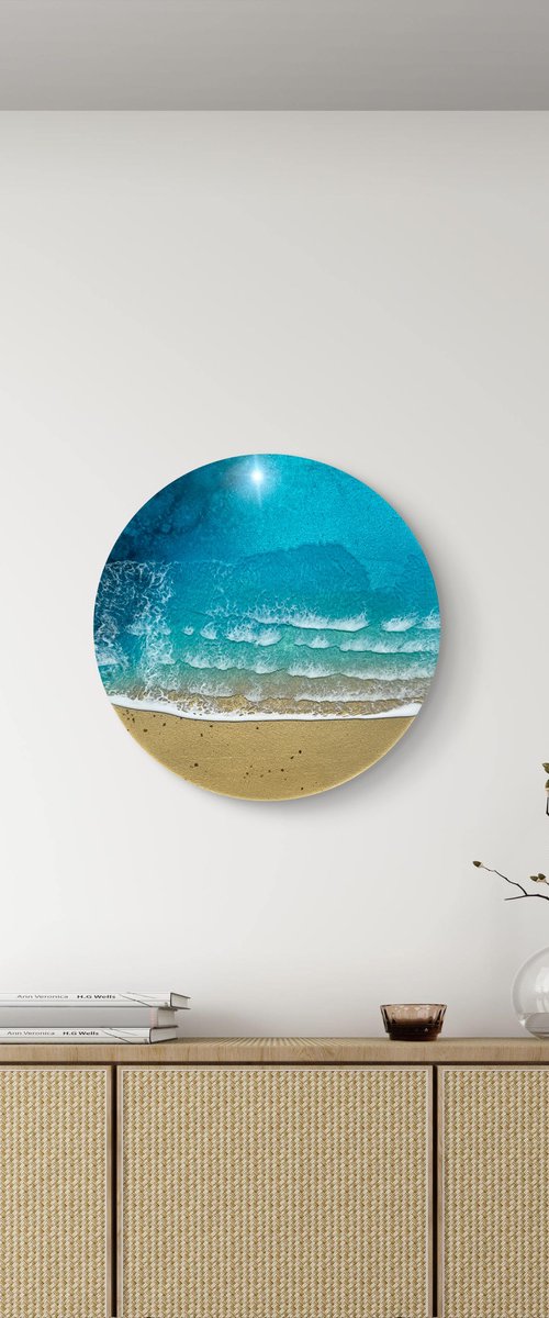 Round ocean #108 by Ana Hefco