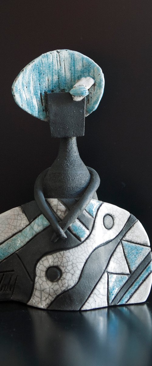 three-cornered menina by Isabel Robledo