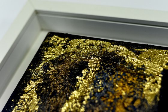 Pure Aurum