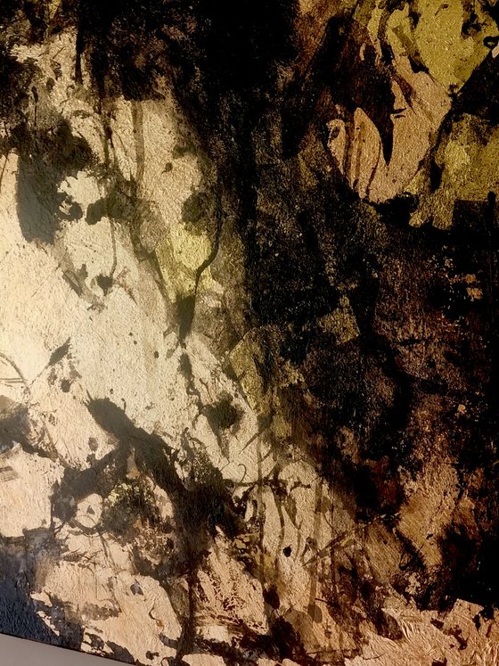 Obsidian Gold