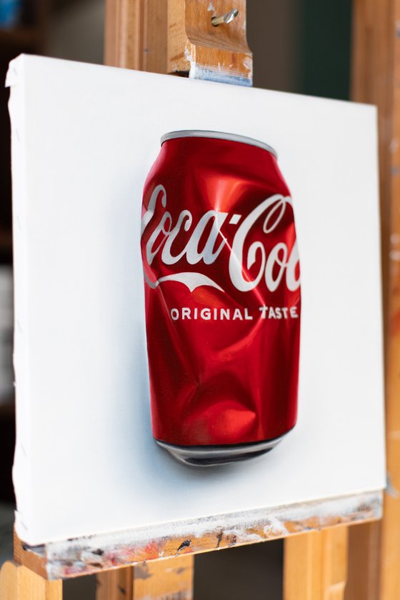 Twist of Red: Coca-Cola