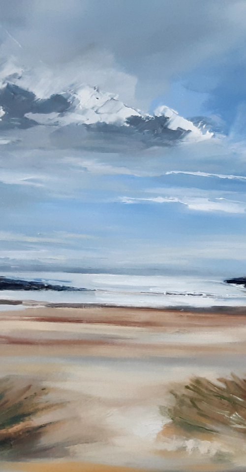 Trecastell beach by Steve Keenan