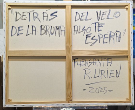 Detras del velo de la bruma algo te espera