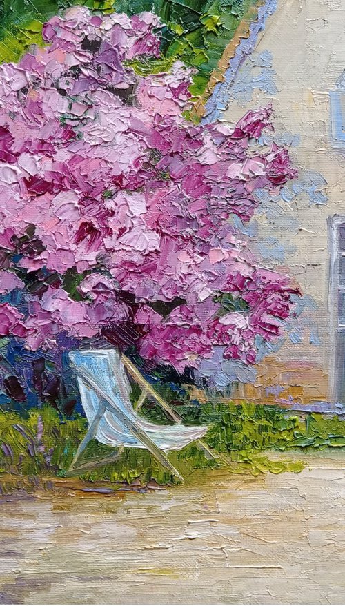 Lilac bush by Liubov Ponomarova