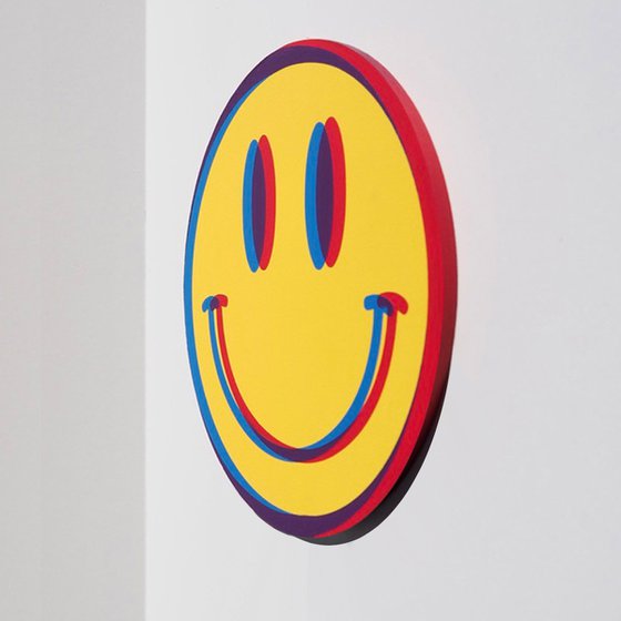 Large '3D' Smiley Face