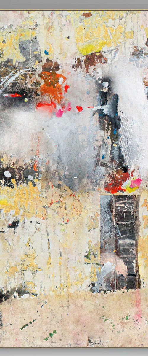 Earth Town by Adriano Ribeiro