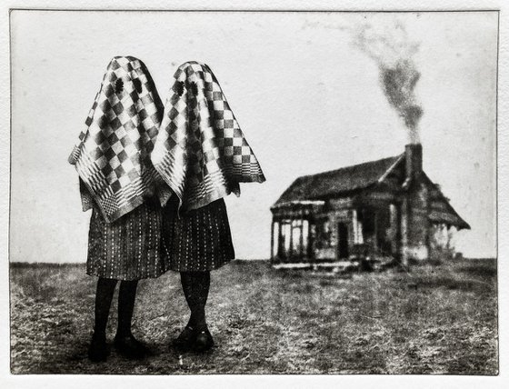 Ghostly Sisters
