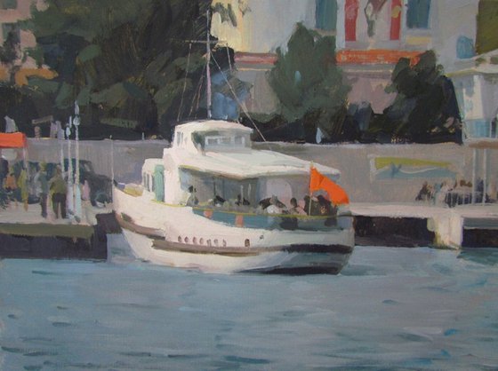 Pleasure boat