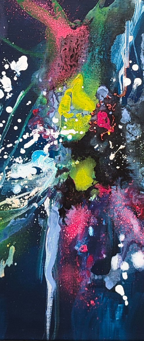 Implosion by ÂME SAUVAGE