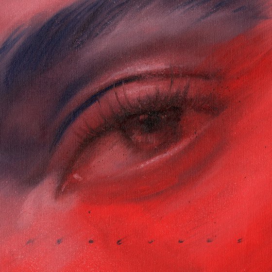 eye in red and blue