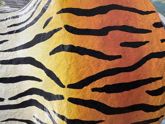 Tiger vase