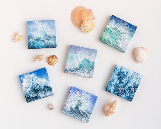 Blue ocean wave miniature