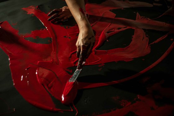 Love Yourself III episode - Black and Red.