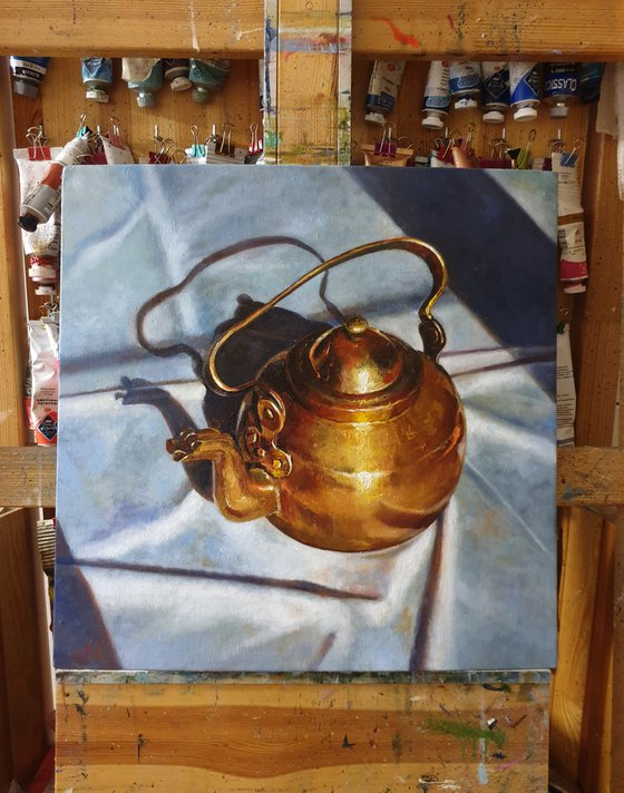 "Old friend.." ( option N2) still life  old teapot  liGHt original painting  GIFT (2020)