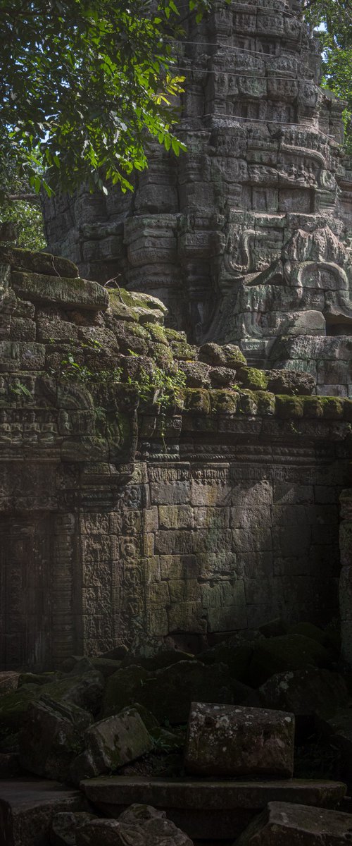 Angkor Series No.5 by Serge Horta