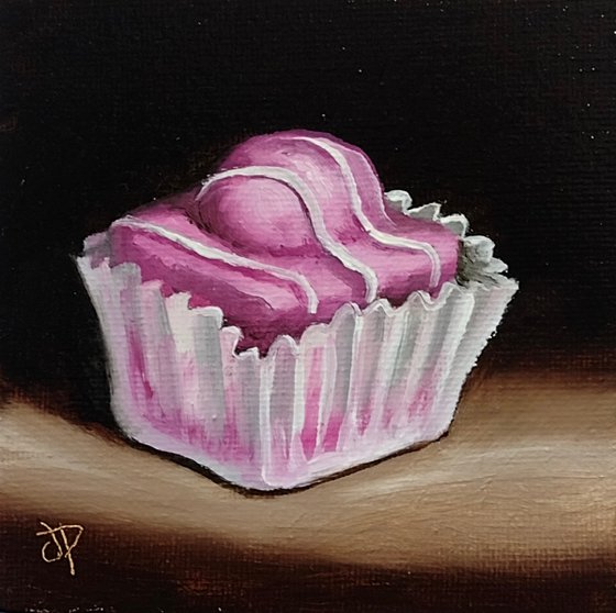 Little pink fancie cake still life