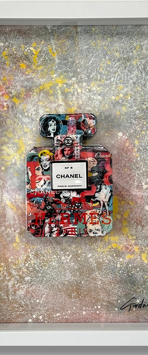 Chanel N5 Paris Tokyo by Gardani Art