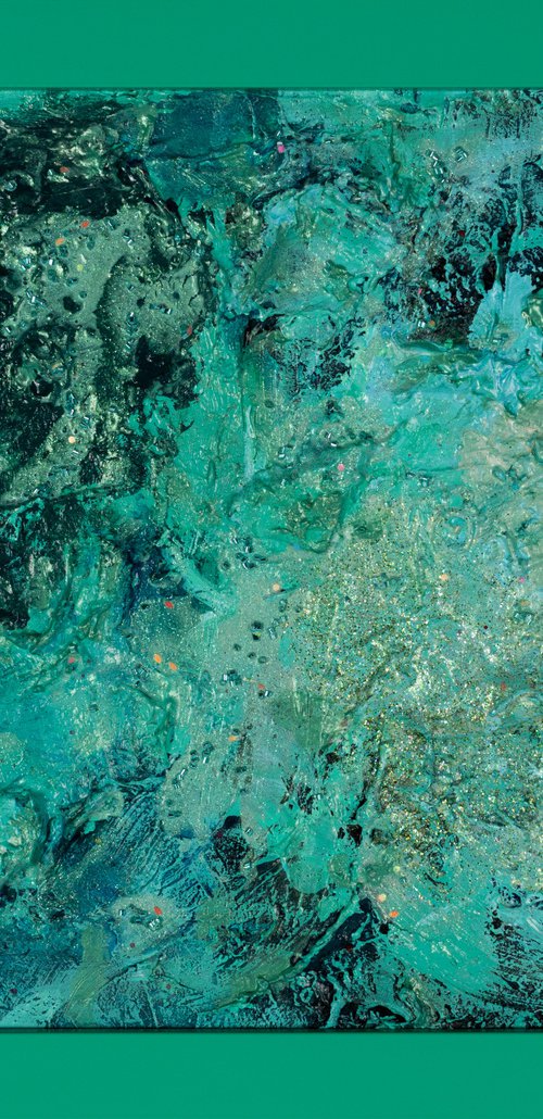 Green Supernova : FRAMED by Pamela Rys