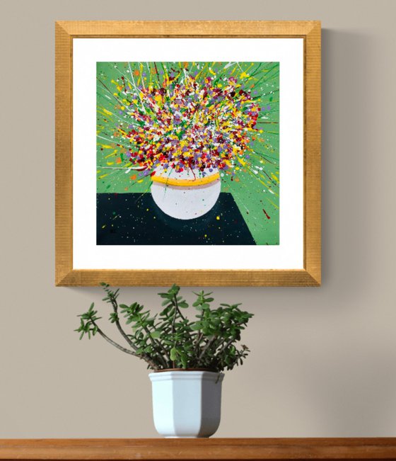 VASE OF FLOWERS - Green