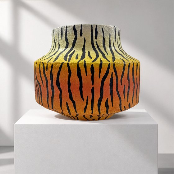 Tiger vase