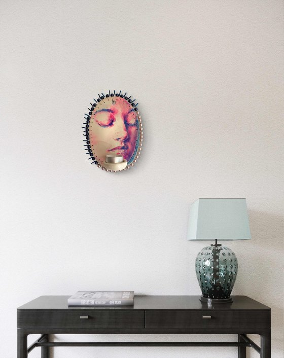 Powerful figurative portrait