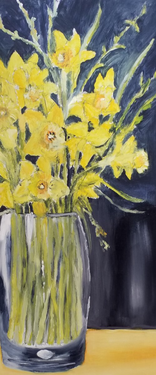 Daffodils in a Glass Vase by gerry porcher