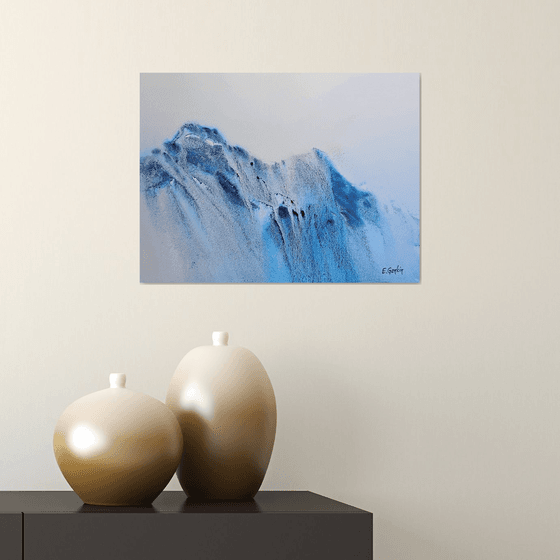 Crystalline Horizon
