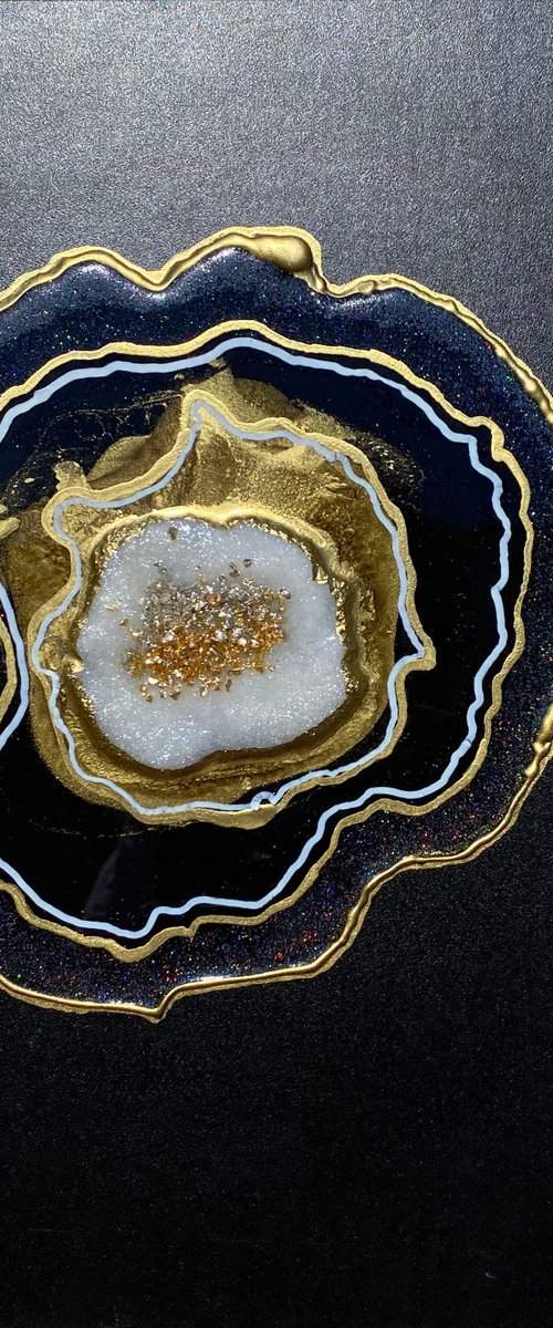 21x36cm. /Agate geode. Marble Art. Geode wall art, Gold, White, Black,  geode wall art Resin painting by Alexandra Dobreikin
