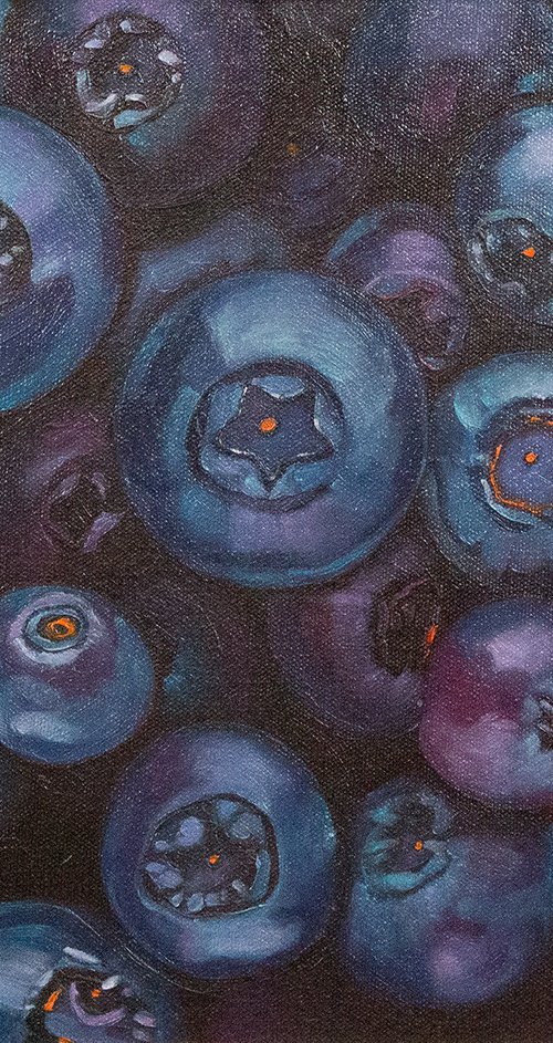 Blueberries close up by Yue Zeng