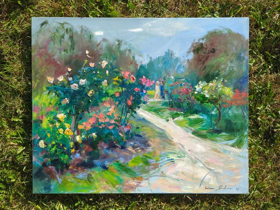 Impressionistic etude . Large 80x65 cm. Walk in the rose garden . Original oil painting