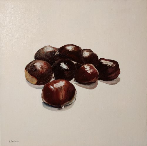 Chestnuts by TOMAS CASTAÑO