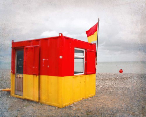 Lifeguard hut by Louise O'Gorman