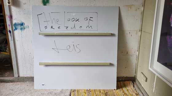 The look of freedom [Studio Clearance]