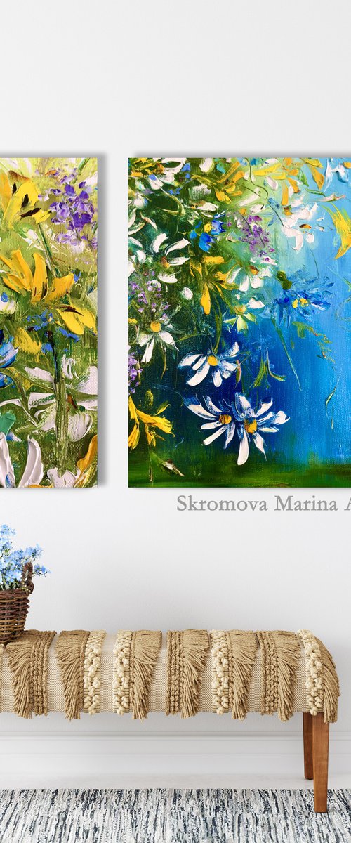 FLOWER BALL - Set of daisies. Multicolored. Small. Cheerful diptych. Summer. Wildflowers. Fleeting. by Marina Skromova
