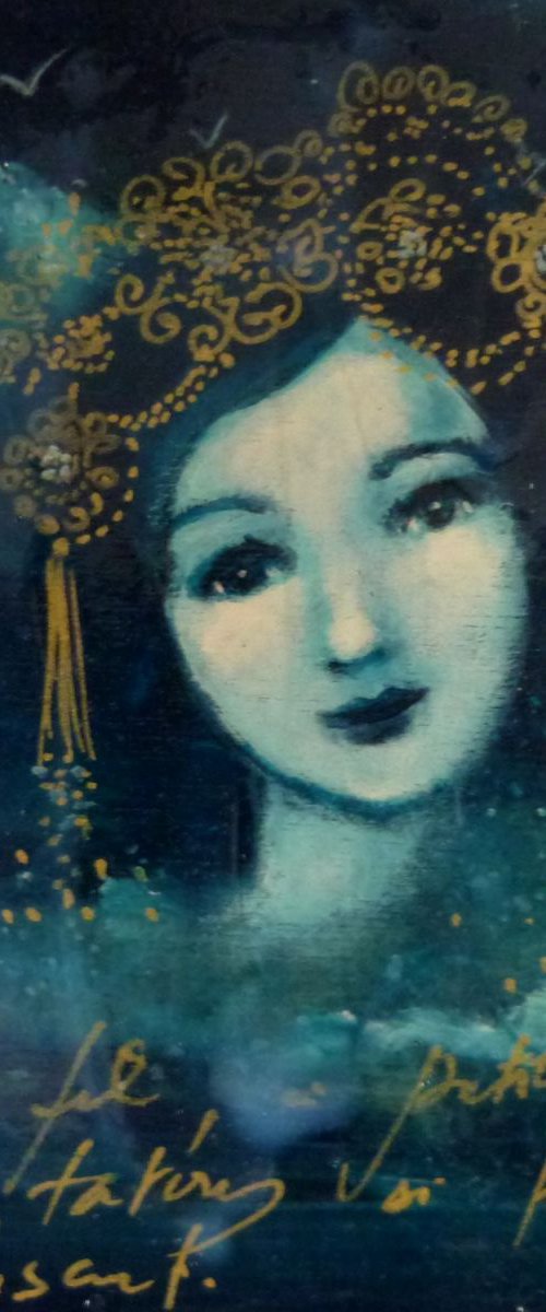 Ondine bleue by Loetitia Pillault