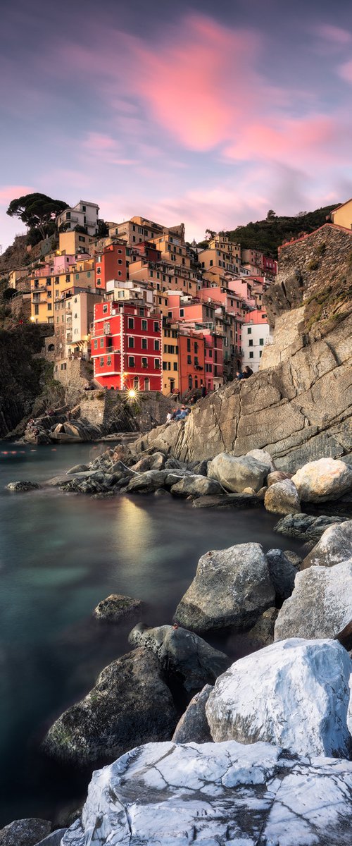 DREAM EVENINGS IN RIOMAGGIORE - Photographic Print on 10mm Rigid Support by Giovanni Laudicina