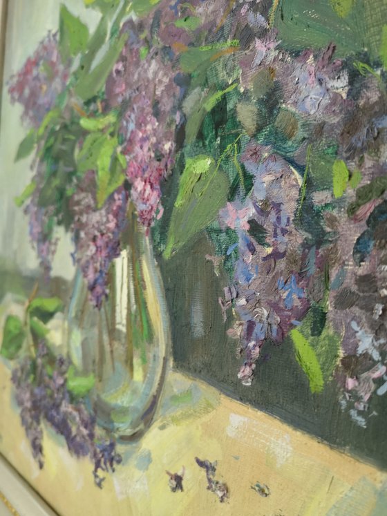 Lilac on the table