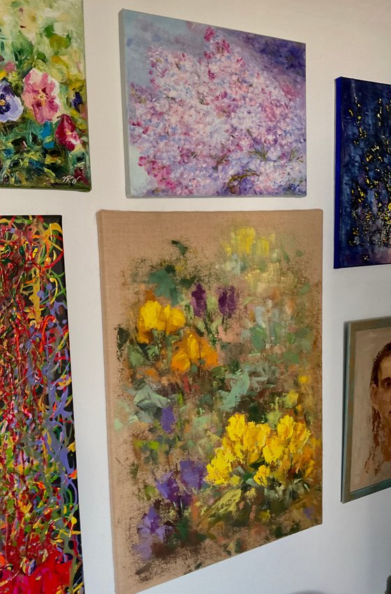 CROCUSES