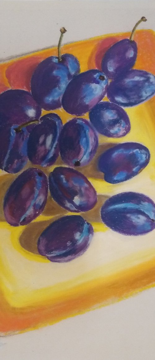 Blue plums on a yellow dish by Liubov Samoilova